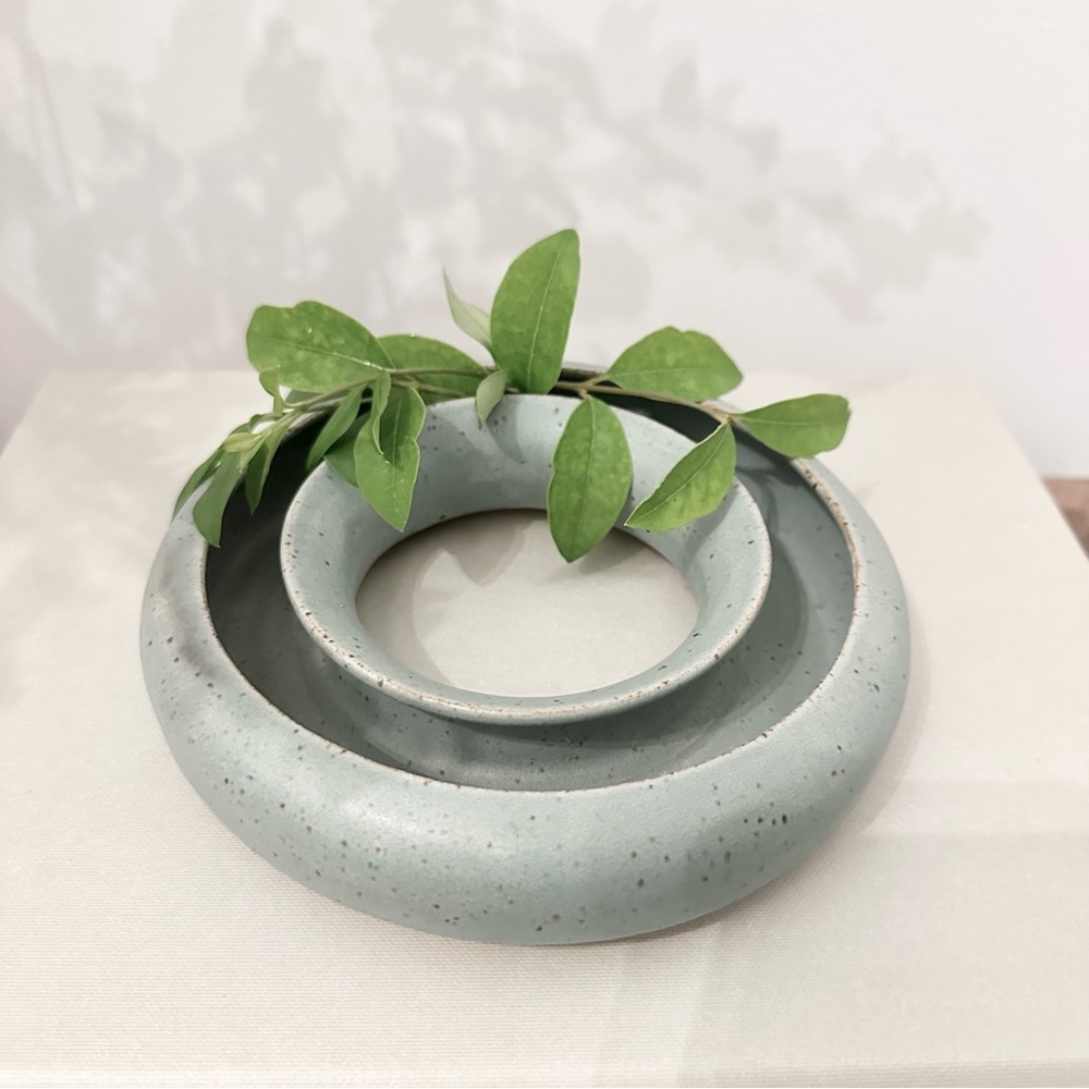 Handmade Pansy Posy Ivy Ring Vase Circular Ceramic Pottery Vessel